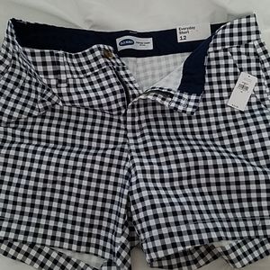 Women's Old Navy NWT shorts size 12